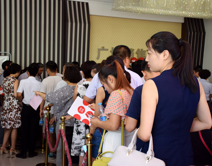 喜報(bào)！捷報(bào)！一經(jīng)推出即成隴南商業(yè)傳奇！