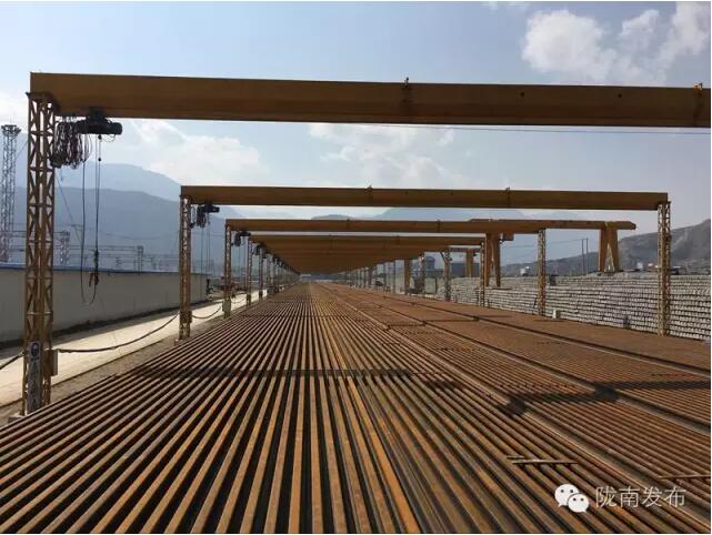 蘭渝鐵路最新進展！除胡麻嶺隧道外已全線鋪通