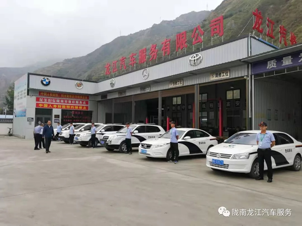 金錘鈑金，銀槍噴漆！龍江汽修值得信賴！