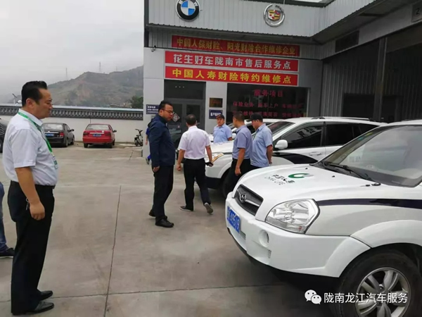 金錘鈑金，銀槍噴漆！龍江汽修值得信賴！